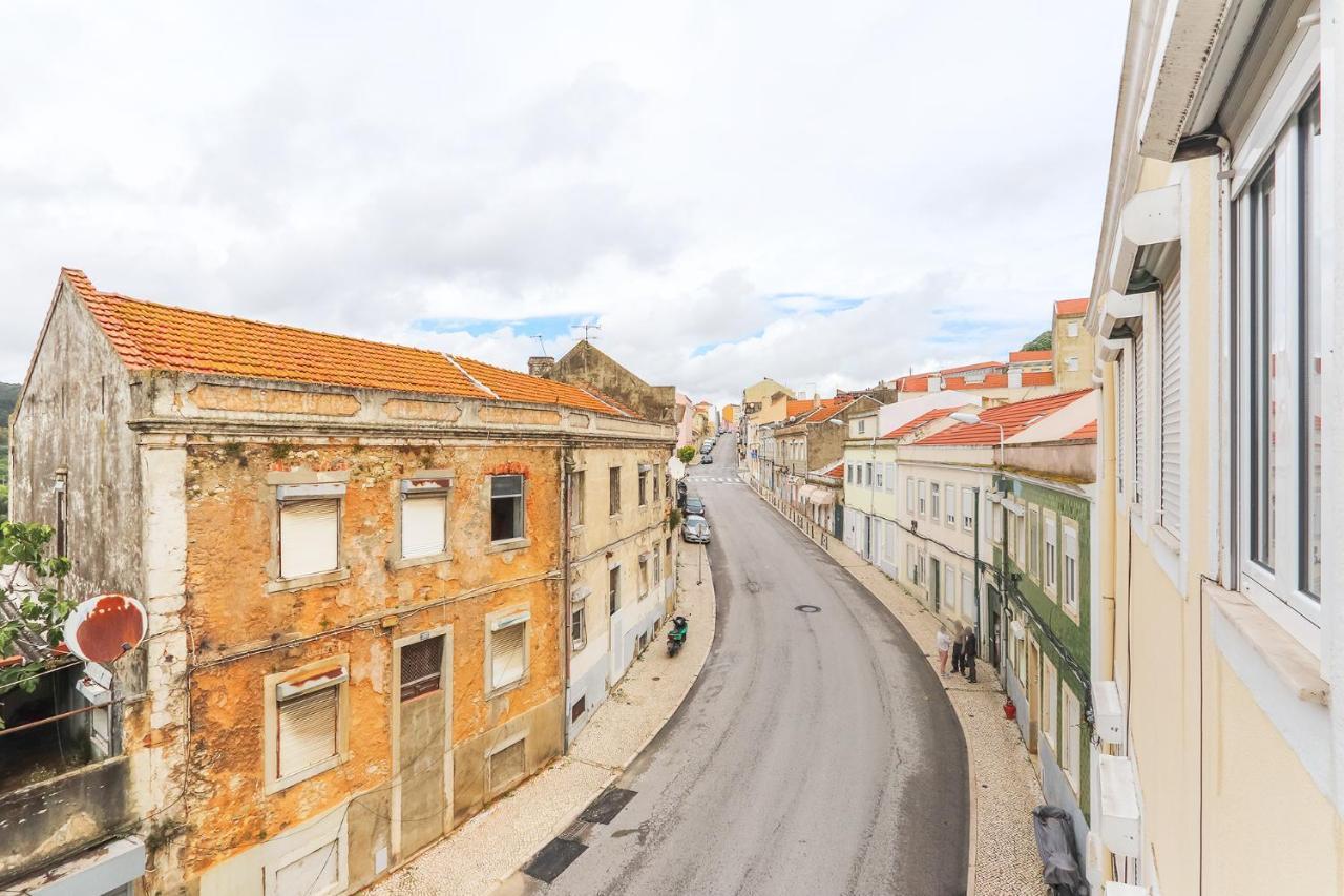 Vita Portucale ! Stylish Apartment Campo Ourique Lisboa Exterior foto